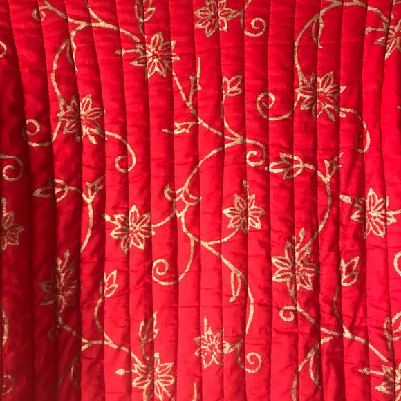 National Geographic by Pfeifer Studio Red w/Gold Swirls Quilted Jacket X-Large - Picture 11 of 13